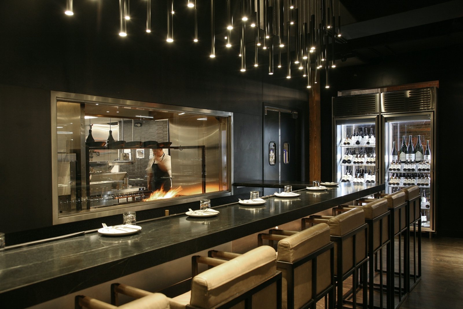 Top 3 Restaurant Interior Design Trends For 2023 - Retrolight
