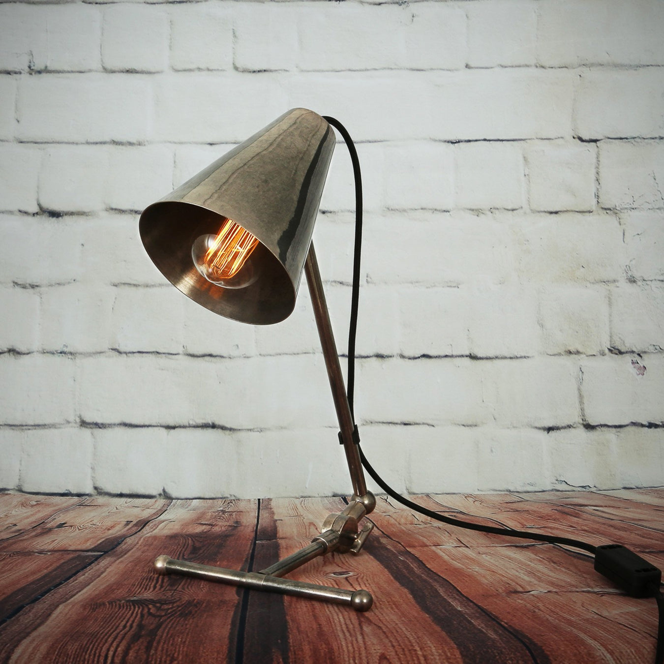 Table Lamps | retrolight.co.uk